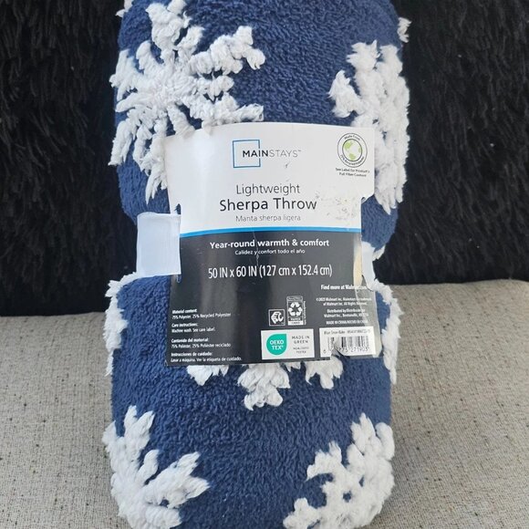 Mainstay Sherpa Throw Light Weight Year Round Warmth & Comfort 50X60 in NWT - Picture 10 of 11
